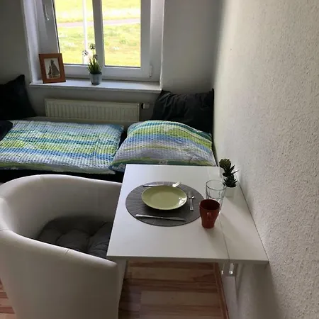 Kleines Z. Ubernachtung, Tv, Bett 1 Person Appartement *